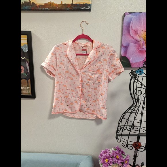 Kate Spade "Strut Your Stuff" Pink Flamingo Satin Pajama Top Size XS - Picture 3 of 4